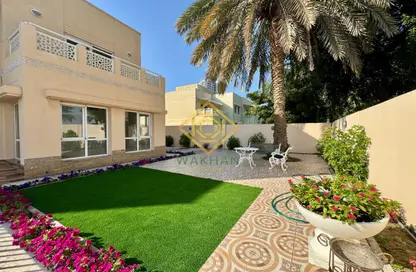 Villa - 5 Bedrooms - 5 Bathrooms for rent in Meadows 1 - Meadows - Dubai