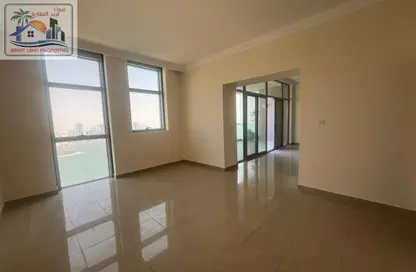 Apartment - 4 Bedrooms - 6 Bathrooms for rent in Al Majaz 3 - Al Majaz - Sharjah