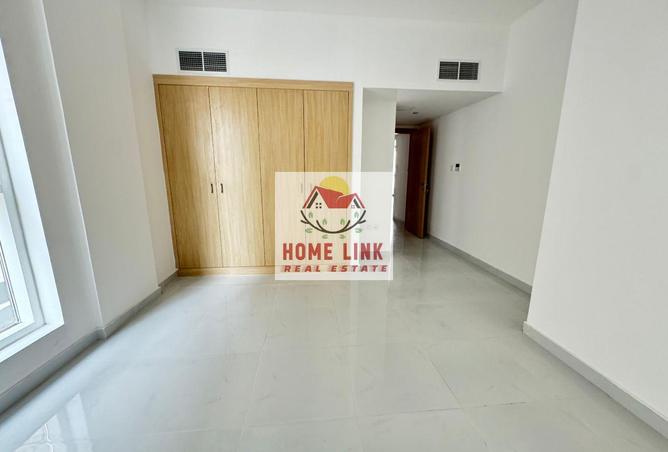 15870549 - صورة العقار 2