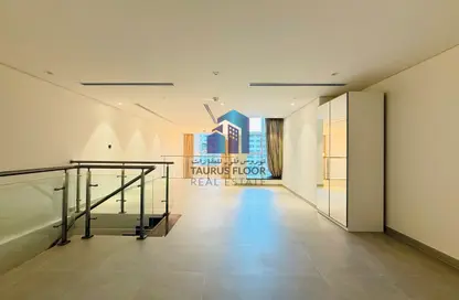Apartment - 1 Bedroom - 2 Bathrooms for rent in Marina Arcade Tower - Dubai Marina - Dubai
