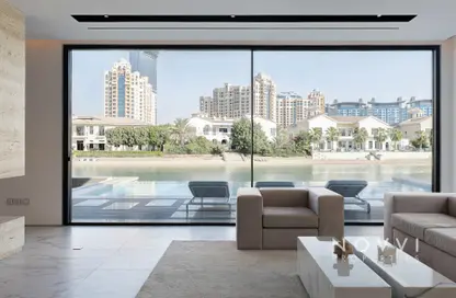 Villa - 5 Bedrooms - 6 Bathrooms for sale in Garden Homes Frond O - Garden Homes - Palm Jumeirah - Dubai