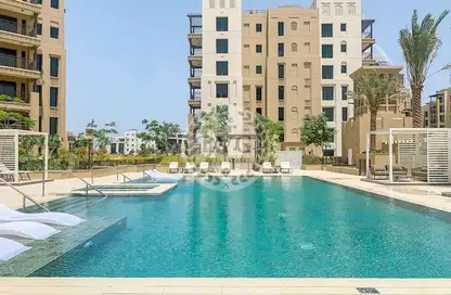 صورة لـ حوض سباحة شقة - 2 غرف نوم - 2 حمامات للبيع في رحال 2 - مدينة جميرا ليفينج - أم سقيم - دبي ، صورة رقم 1