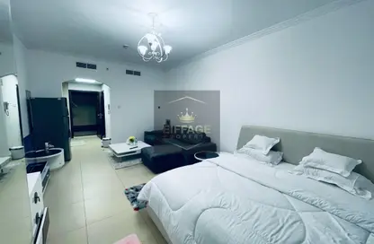 Apartment - Studio - 1 Bathroom for rent in Jasmine Towers - Garden City - Ajman