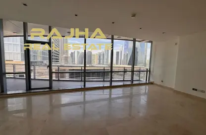 شقة - 2 غرف نوم - 3 حمامات للبيع في سكاي جاردنز - مركز دبي المالي العالمي - دبي