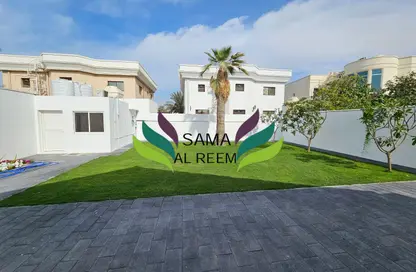 Villa - 3 Bedrooms - 4 Bathrooms for rent in Jumeirah 3 Villas - Jumeirah 3 - Jumeirah - Dubai
