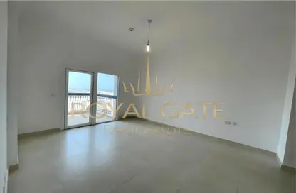 Empty Room image for: Apartment - 2 Bedrooms - 2 Bathrooms for sale in Ansam 2 - Ansam - Yas Island - Abu Dhabi, Image 1