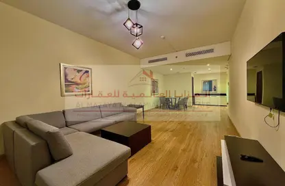 شقة - 2 غرف نوم - 3 حمامات للايجار في برج الشاطئ - الخان لاجون - الخان - الشارقة