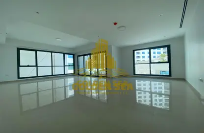 Apartment - 3 Bedrooms - 5 Bathrooms for rent in C15 - Al Zeina - Al Raha Beach - Abu Dhabi
