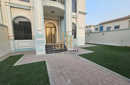 Villa - 5 Bedrooms - 6 Bathrooms for rent in Hoshi 1 - Hoshi - Al Badie - Sharjah
