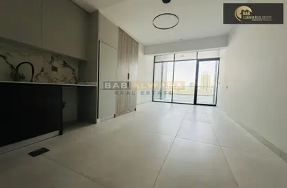 شقة - 1 حمام للايجار في الأمل تاور - مدينة دبي الرياضية - دبي
