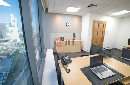 مركز أعمال - استوديو - 4 حمامات للايجار في فندق H - شارع الشيخ زايد - دبي