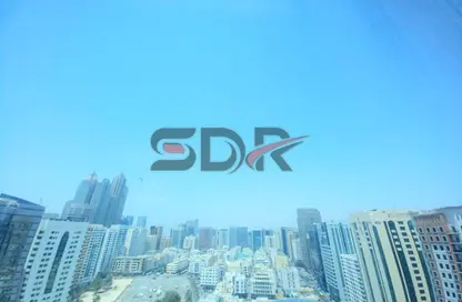 Apartment - 1 Bedroom - 2 Bathrooms for rent in Downtown Plaza Hotel Apartments - Hamdan Street - Abu Dhabi