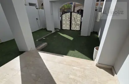 Villa - 4 Bedrooms - 5 Bathrooms for rent in Autumn - Seasons Community - Jumeirah Village Circle - Dubai