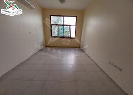 Apartment - 2 bedrooms - 2 bathrooms for rent in Al Dafeinah - Asharej - Al Ain