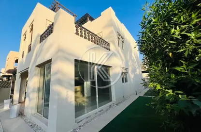 فيلا - 5 غرف نوم - 5 حمامات للايجار في فلل قرية الحمرا - قرية الحمرا - رأس الخيمة