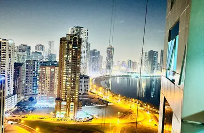 Apartment - 3 Bedrooms - 4 Bathrooms for rent in Beach Tower 1 - Al Khan Lagoon - Al Khan - Sharjah