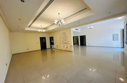 Villa - 5 Bedrooms - 5 Bathrooms for rent in Oak Villas - Al Barsha 1 - Al Barsha - Dubai