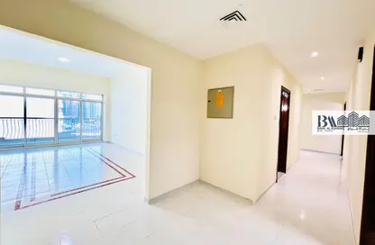 Apartment - 3 Bedrooms - 3 Bathrooms for rent in Business Village - Port Saeed - Deira - Dubai