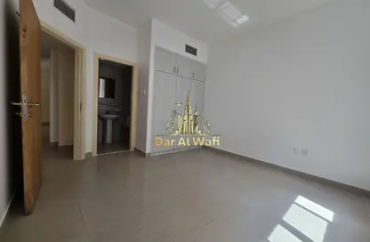 Apartment - 2 Bedrooms - 2 Bathrooms for rent in Al Nahda Complex - Al Nahda - Sharjah