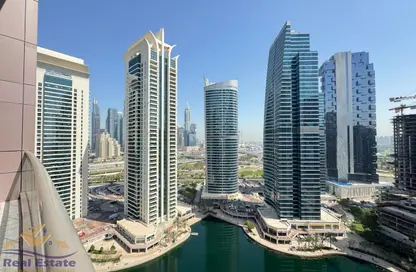 شقة - 2 غرف نوم - 2 حمامات للايجار في V3 - (JLT) مجمع V - أبراج بحيرة الجميرا - دبي