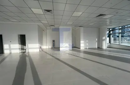 Office Space - Studio - 2 Bathrooms for rent in Khalifa Park - Eastern Road - Abu Dhabi