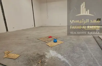 مستودع - استوديو - 1 حمام للايجار في أم الثعوب - أم القيوين