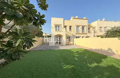 فيلا - 2 غرف نوم - 3 حمامات للايجار في الينابيع 4 - الينابيع - دبي فيلا - 2 غرف نوم - 3 حمامات للايجار في الينابيع 4 - الينابيع - دبي