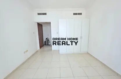 شقة - 2 غرف نوم - 2 حمامات للايجار في برج منازل 2 - شارع التعاون - التعاون - الشارقة شقة - 2 غرف نوم - 2 حمامات للايجار في برج منازل 2 - شارع التعاون - التعاون - الشارقة