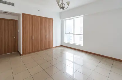 Apartment - 3 Bedrooms - 3 Bathrooms for rent in Sulafa Tower - Dubai Marina - Dubai