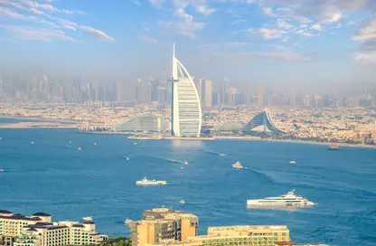 Apartment - Studio - 1 Bathroom for rent in The Palm Tower - Palm Jumeirah - Dubai