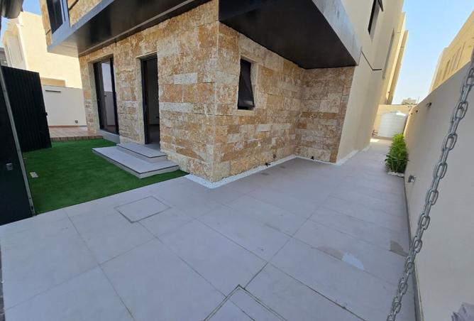 15740369 - صورة العقار 2