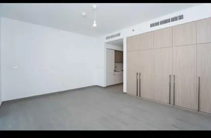 Apartment - Studio - 1 Bathroom for rent in Kensington Waters A - Kensington Waters - Mohammed Bin Rashid City - Dubai