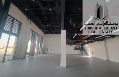 صالة عرض - استوديو - 2 حمامات للايجار في 18 المنطقة الصناعية رقم - المنطقة الصناعية بالشارقة - الشارقة صالة عرض - استوديو - 2 حمامات للايجار في 18 المنطقة الصناعية رقم - المنطقة الصناعية بالشارقة - الشارقة