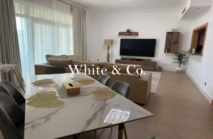 Apartment - 2 Bedrooms - 4 Bathrooms for rent in Al Dabas - Shoreline Apartments - Palm Jumeirah - Dubai
