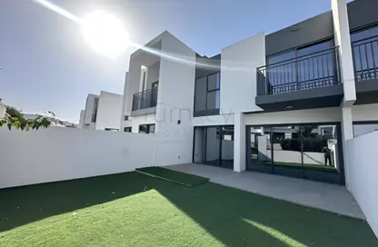 Townhouse - 3 Bedrooms - 4 Bathrooms for sale in La Rosa 3 - Villanova - Dubai Land - Dubai