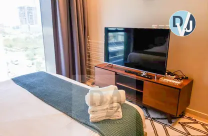 Apartment - Studio - 1 Bathroom for rent in Park View Tower - Jumeirah Village Circle - Dubai