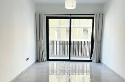 شقة - غرفة نوم - 2 حمامات للايجار في شقق لا ريفييرا - منطقة 15 - قرية جميرا الدائرية - دبي