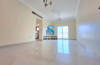 شقة - 2 غرف نوم - 2 حمامات للايجار في مجمع النهدة السكني - النهدة - الشارقة