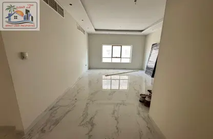 شقة - 2 غرف نوم - 2 حمامات للايجار في برج الكورنيش - طريق كورنيش عجمان - عجمان