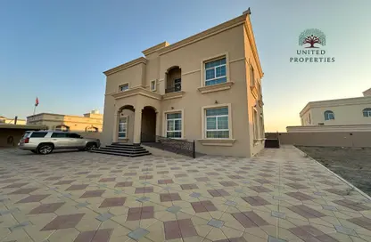 Villa - 5 Bedrooms - 6 Bathrooms for rent in Al Rahmaniya 1 - Al Rahmaniya - Sharjah