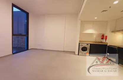 Apartment - 1 Bedroom - 2 Bathrooms for rent in The Link - East Village - Aljada - Sharjah