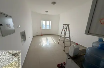 Apartment - Studio - 1 Bathroom for rent in Al Jurf 2 - Al Jurf - Ajman Downtown - Ajman