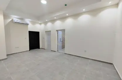 Apartment - 1 Bedroom - 2 Bathrooms for rent in Oud Bin Sag-Han - Al Muwaiji - Al Ain