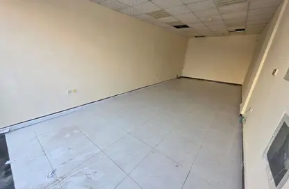 متجر - استوديو للايجار في فلل الروضة 2 - 2  الروضة - الروضة - عجمان