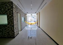 Retail - 1 bathroom for rent in wasl Amber - Karama - Dubai