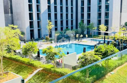 شقة - غرفة نوم - 2 حمامات للايجار في الطراز - حي نسيج - الجادة - الشارقة