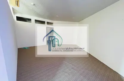 Shop - Studio - 1 Bathroom for rent in Q03 - France Cluster - International City - Dubai