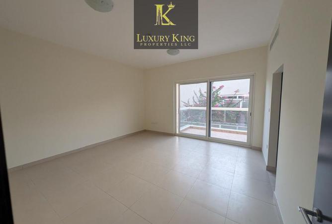 12272113 - Property Image 3