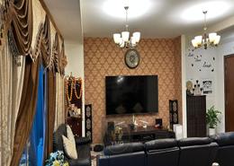 صورةغرفة المعيشة لـ: تاون هاوس - 3 غرف نوم - 4 حمامات للبيع في صافي تاون هاوس - تاون سكوار - دبي, صورة 1