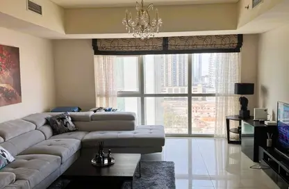 Apartment - 1 Bedroom - 2 Bathrooms for rent in Tala Tower - Marina Square - Al Reem Island - Abu Dhabi